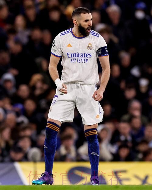 马卡：本泽马想评估身体状况决定是否续约皇马