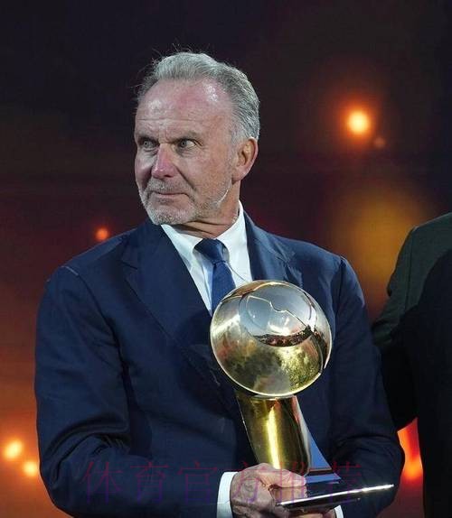 鲁梅尼格:和老佛爷关系仍好 不认为欧超能出现 鲁梅尼格:和老佛爷关系仍好 不认为欧超能出现