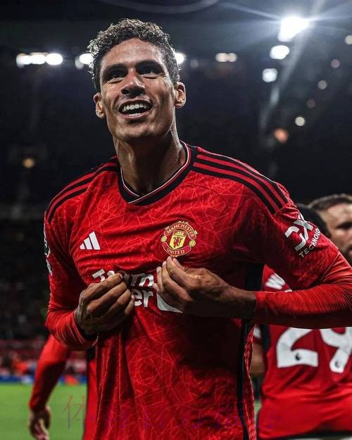 防线答案?皇马欲将瓦拉内卖给曼联 标价7000万欧 防线答案?皇马欲将瓦拉内卖给曼联 标价7000万欧